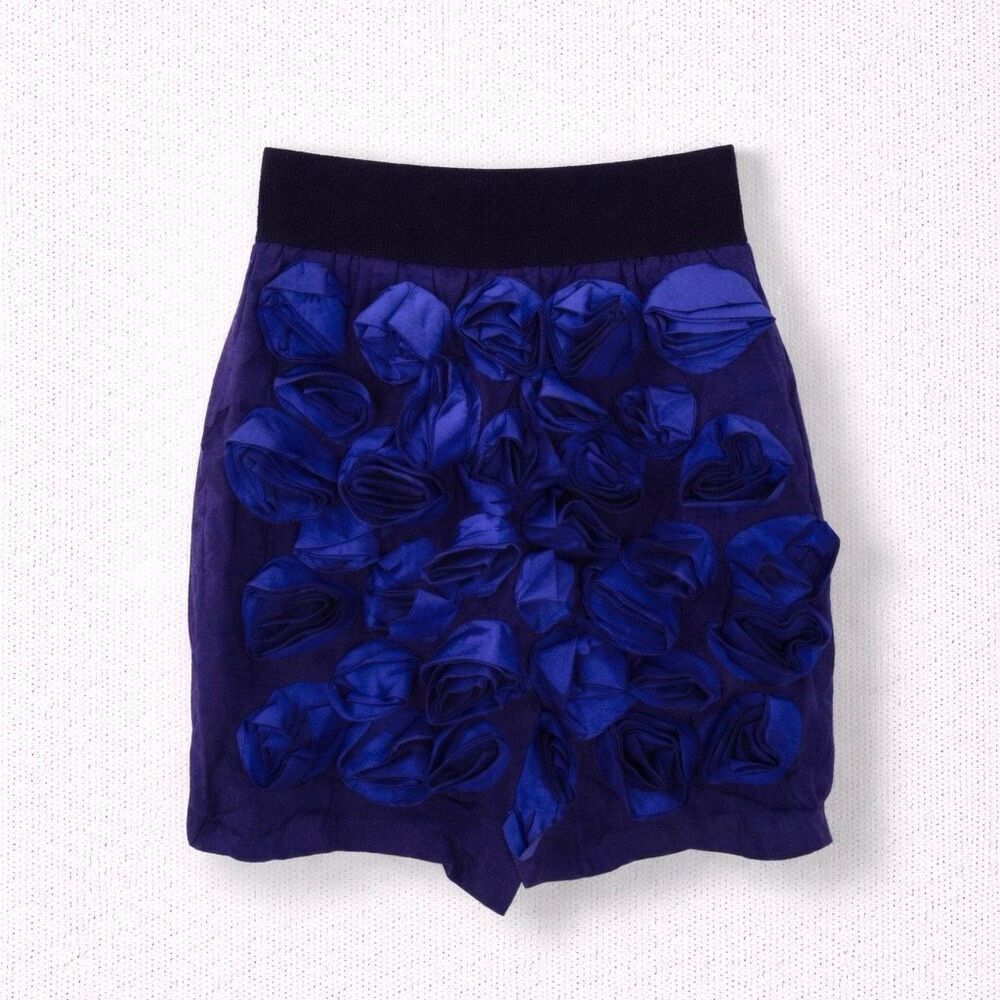 Roni Boutique Purple 3D Floral Pencil Skirt Women’s Size M Rose Detail